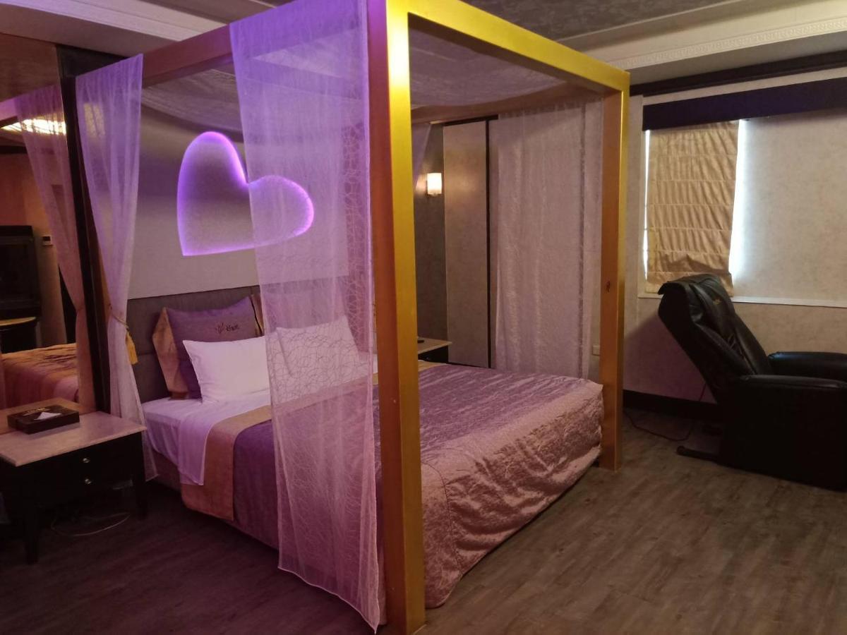 Xin Yuan Motel Taichung Eksteriør bilde