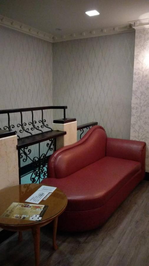 Xin Yuan Motel Taichung Eksteriør bilde