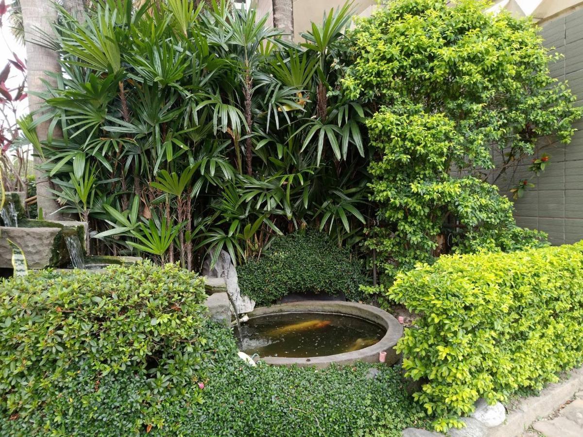 Xin Yuan Motel Taichung Eksteriør bilde